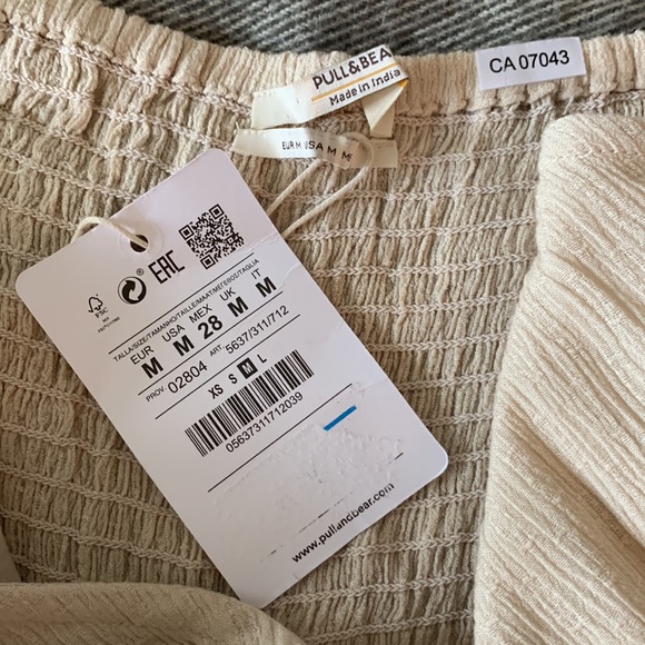 Pull&Bear Strappy Embroidered Romper- Size M - Picture 5 of 6